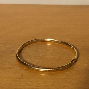 **SOLD**14k Solid Gold Bangle. 7”